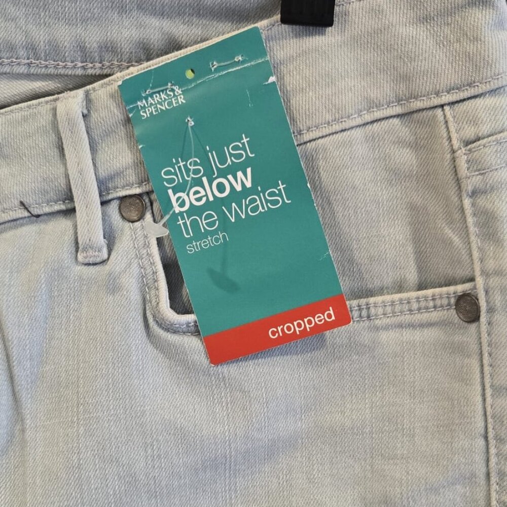 NWT M&S Light Wash Cropped Jeans Low Rise Size UK 12 (US 8) - Picture 8 of 11